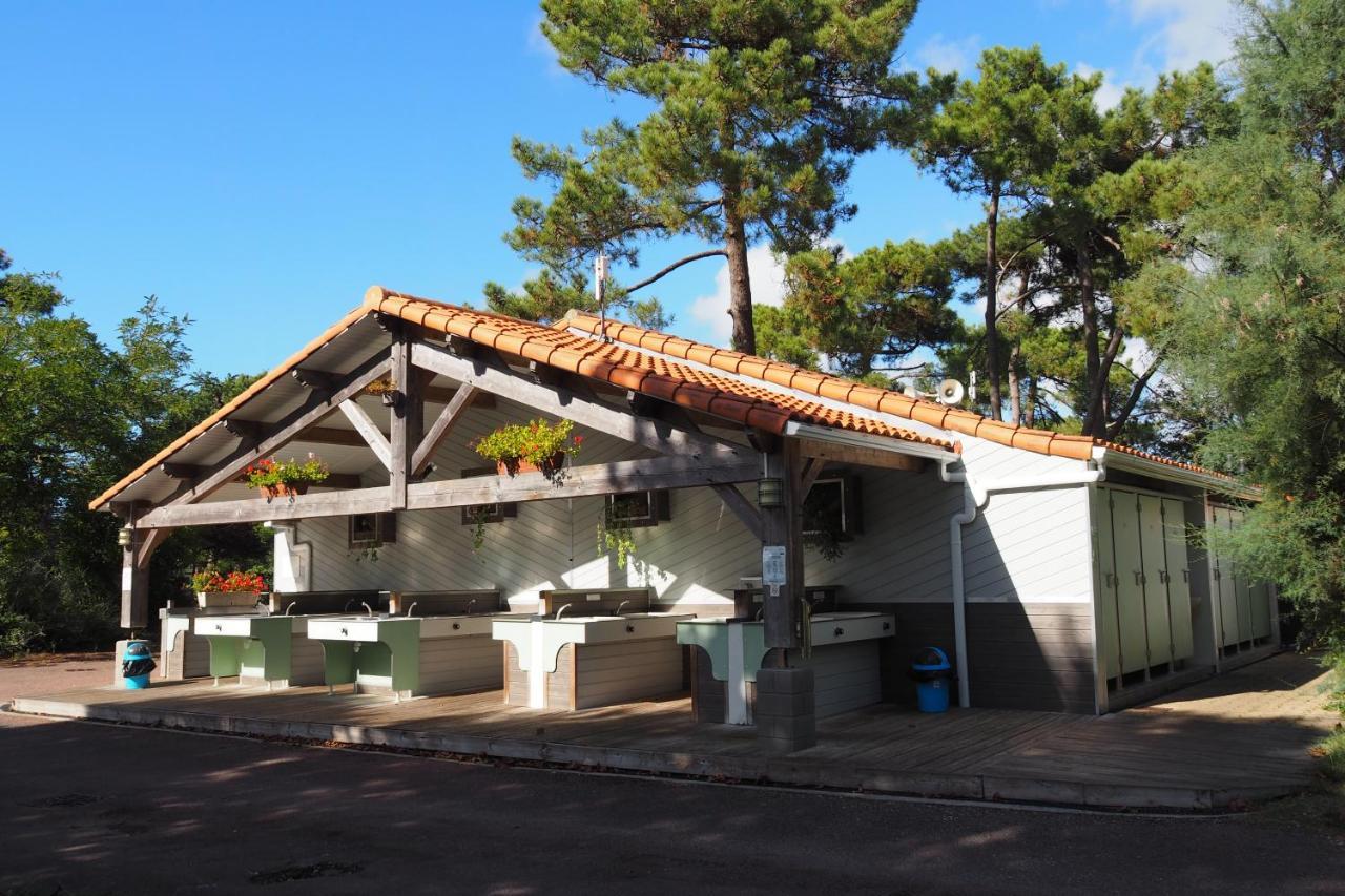 Camping Le Puits De L'Auture Hotel Saint-Palais-sur-Mer Exterior photo